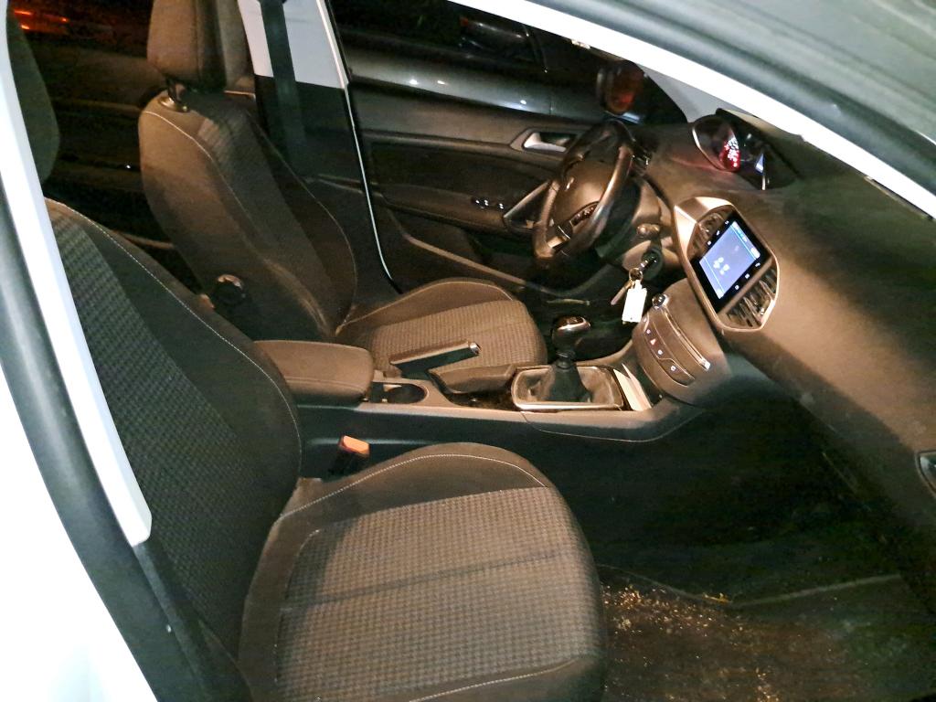 Peugeot 308 SW PureTech 110ch S&S BVM6 Active Pack 2021