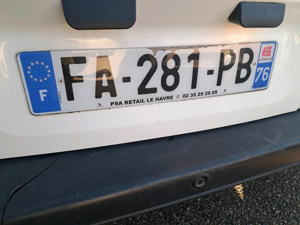 Peugeot PARTNER FOURGON STANDARD 1.6 BLUEHDI 75 BVM5 PREMIUM 2018