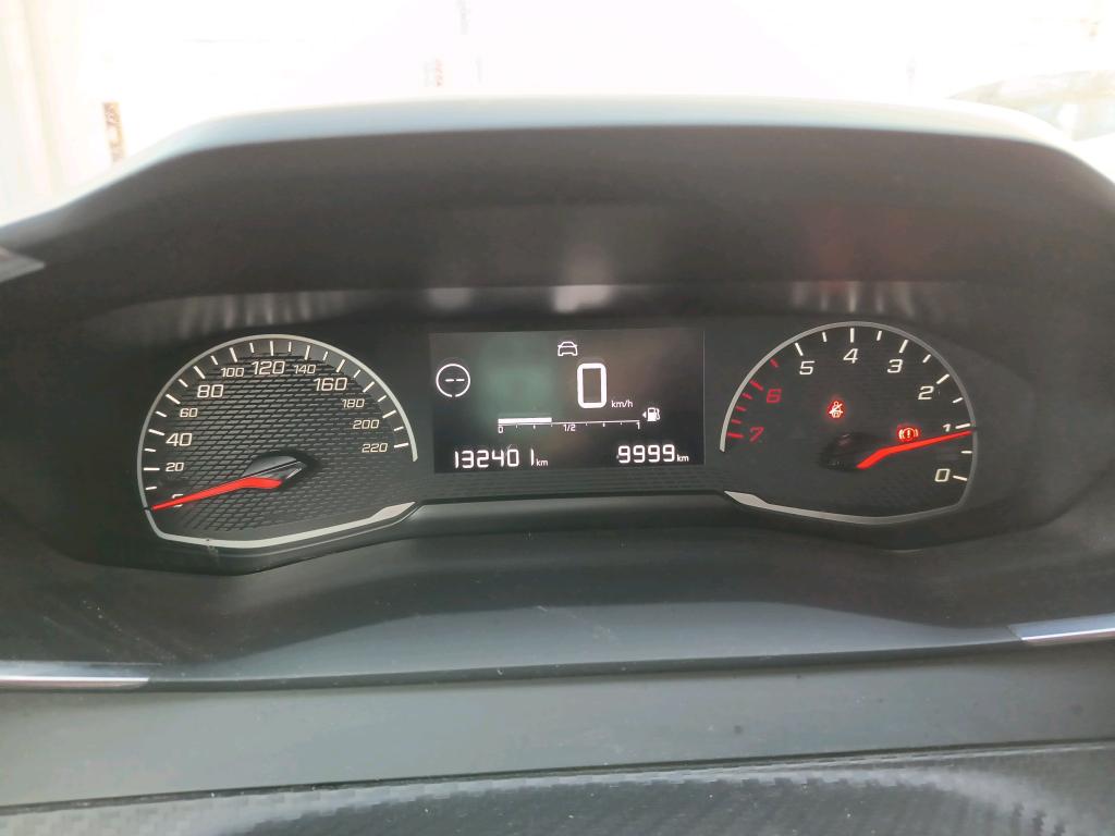 Peugeot 208 BLUEHDI 100 S&S BVM6 PREMIUM 2021