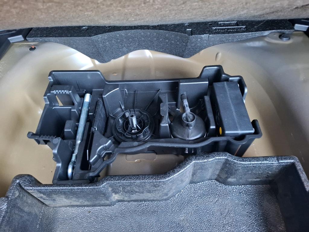 Peugeot 2008 PureTech 130 S&S EAT8 Allure 2024