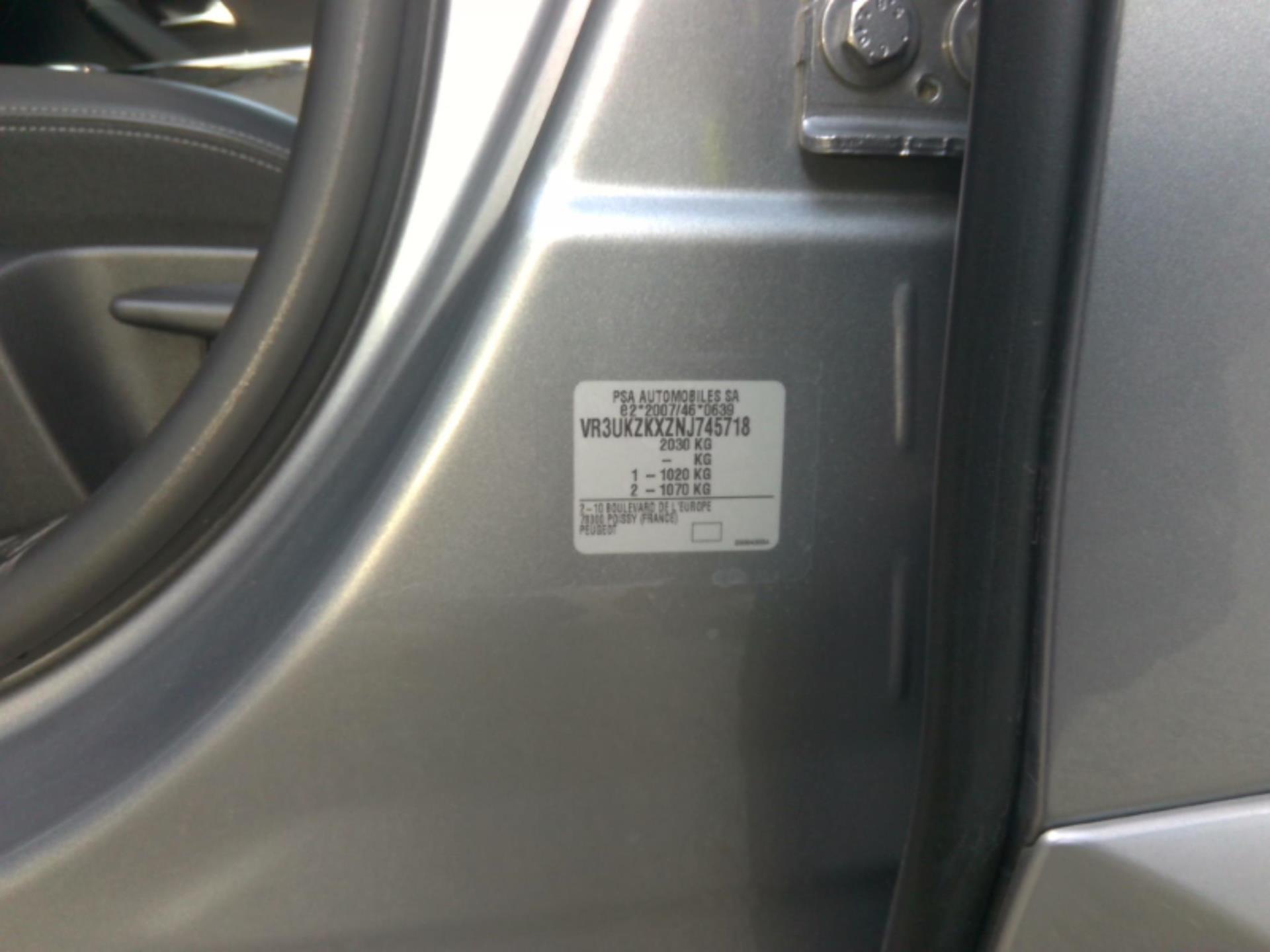 Peugeot 2008 Electrique 136 ch GT 2022