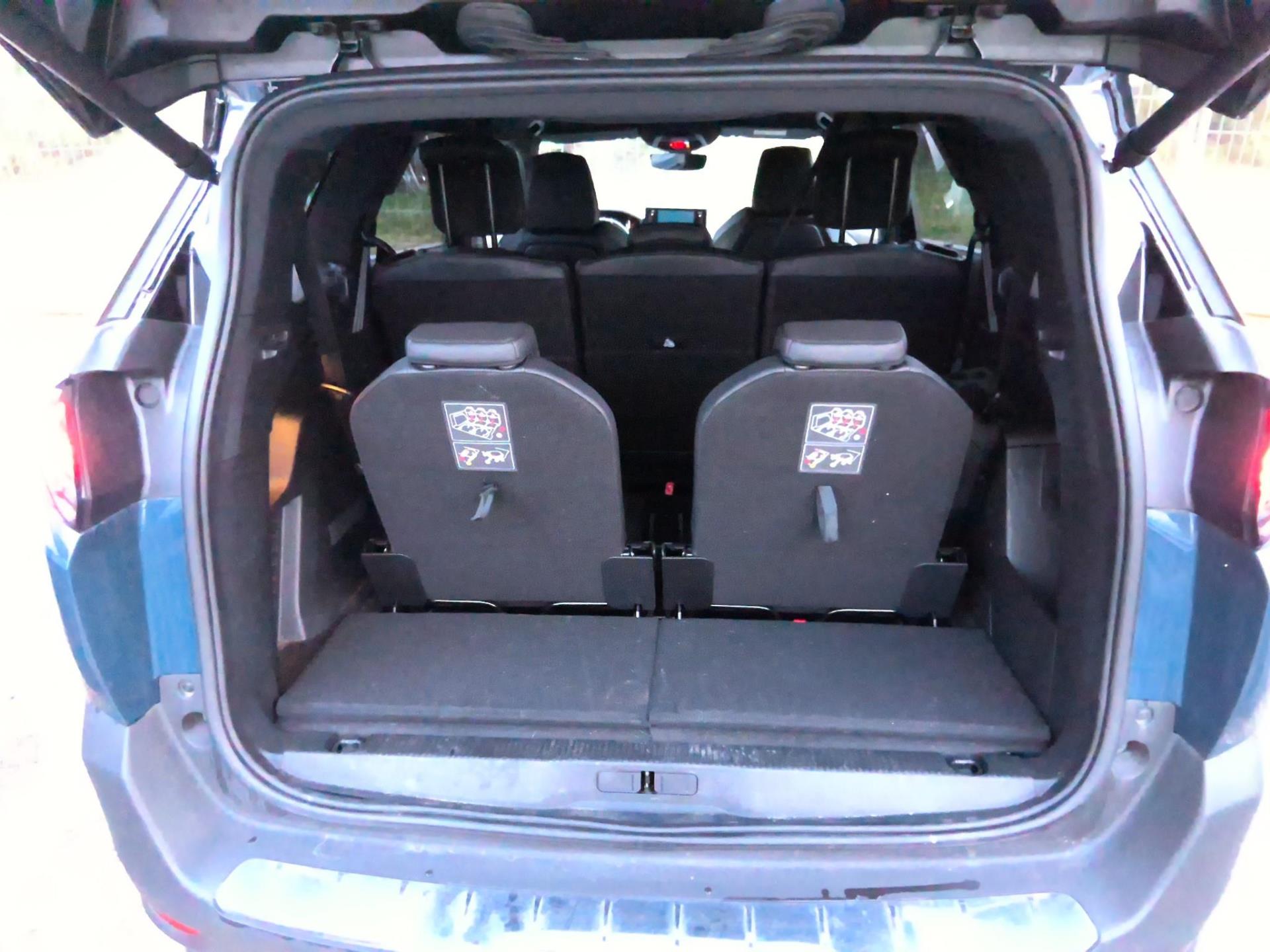 Peugeot 5008 Hybrid 136 e-DCS6 GT 2024