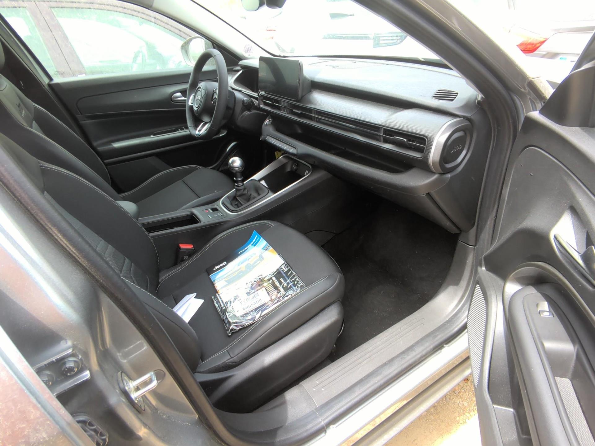 JEEP Avenger 1.2 Turbo T3 100 ch Altitude 2025