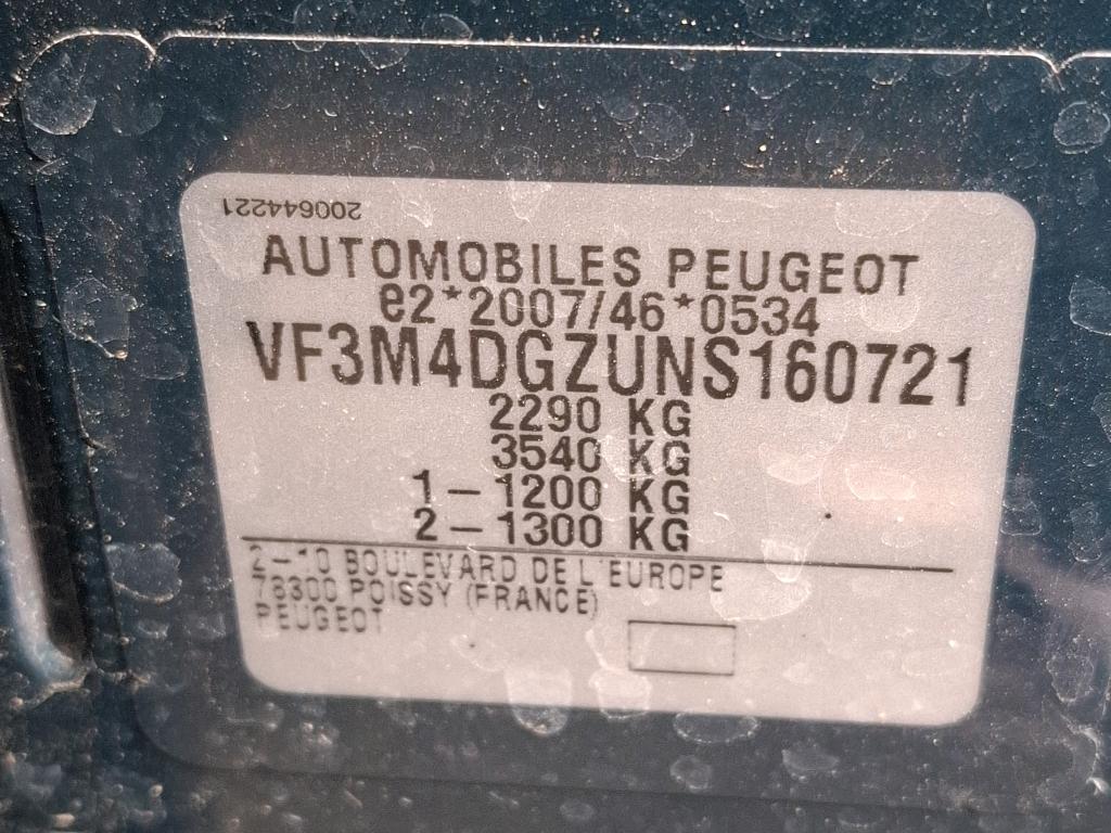 Peugeot 3008 Hybrid 225 e-EAT8 Active Pack 2022