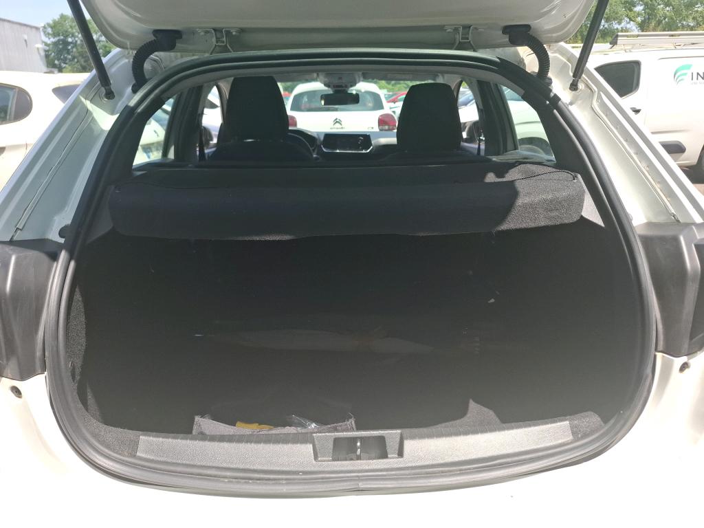 Peugeot 208 BLUEHDI 100 S&S BVM6 PREMIUM 2021
