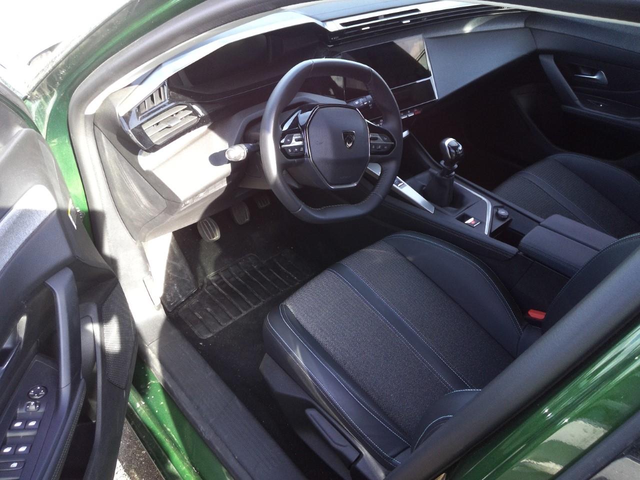 Foto Peugeot 308 5