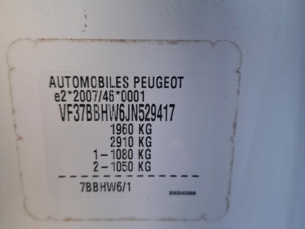Peugeot PARTNER FOURGON STANDARD 1.6 BLUEHDI 75 BVM5 PREMIUM PACK 2018