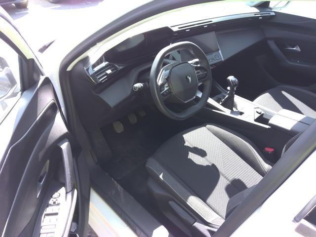 Foto Peugeot 308 4