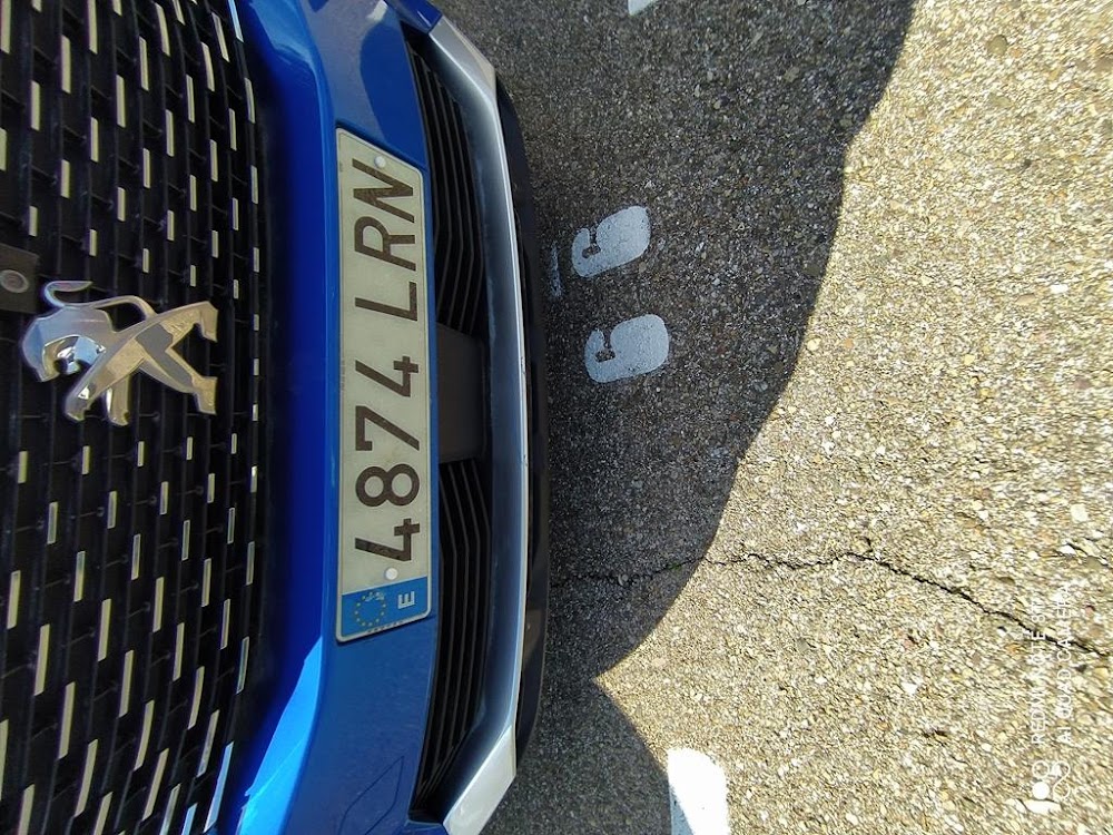 Foto Peugeot 3008 Hybrid 1