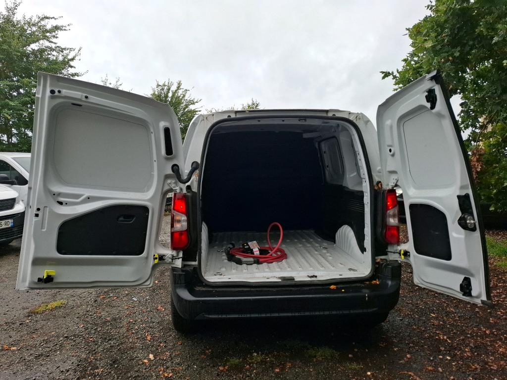 Peugeot E-PARTNER FOURGON M 800 KG 136 CH BATTERIE 50 KWH 2023