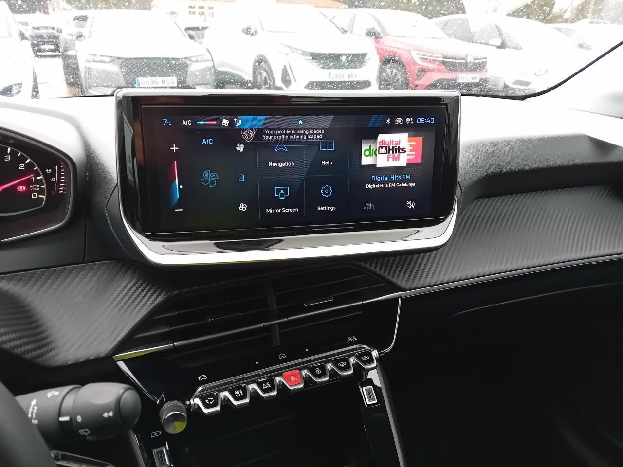 Foto Peugeot 208 17