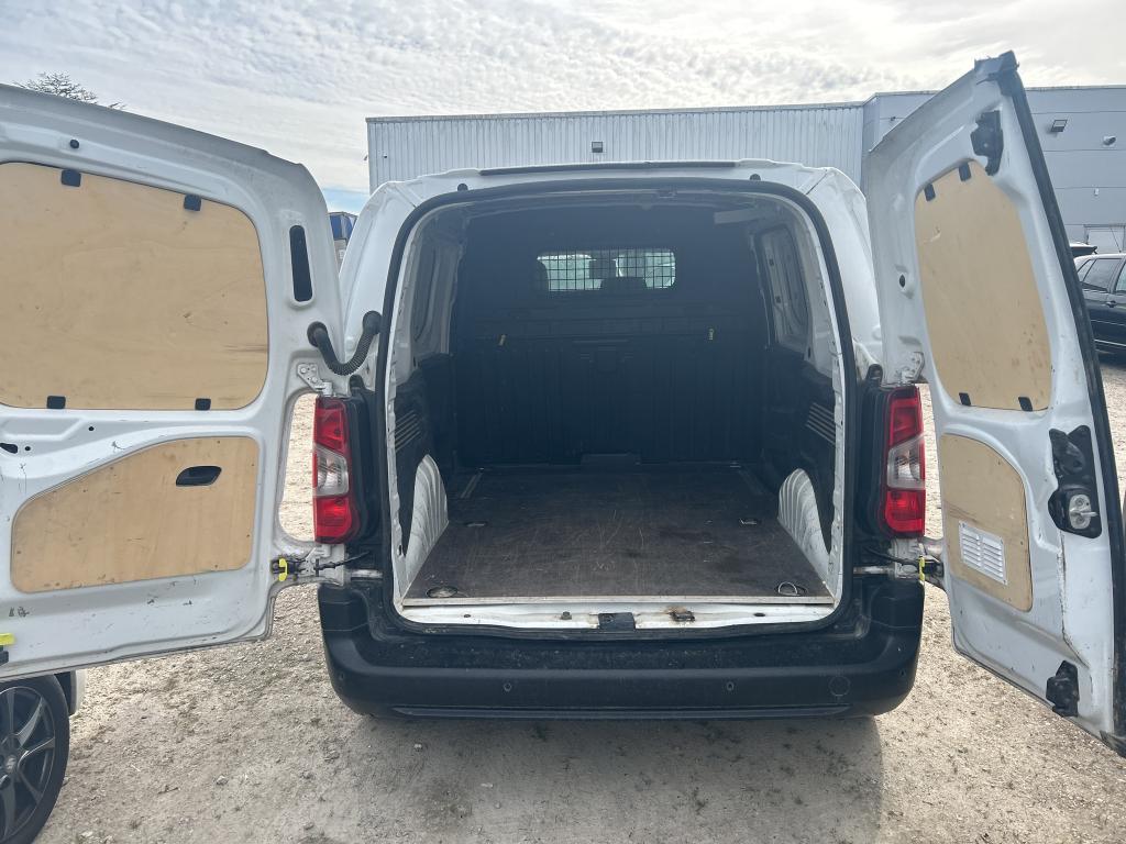 Peugeot PARTNER FOURGON STANDARD 650 KG BLUEHDI 100 S&S BVM6 ASPHALT 2022