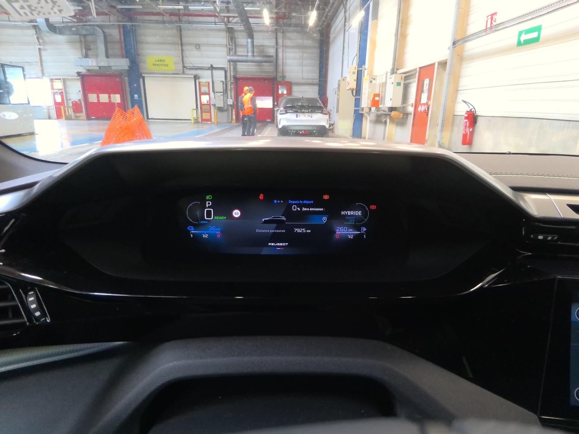 Peugeot 308 SW Plug-in Hybrid 195 ch e-DCS7 GT 2024
