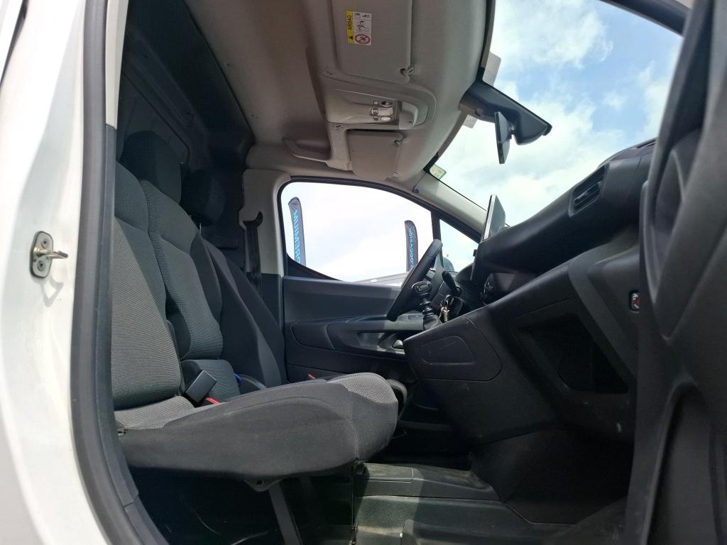 Peugeot PARTNER FOURGON STANDARD 650 KG BLUEHDI 130 S&S BVM6 PREMIUM 2022