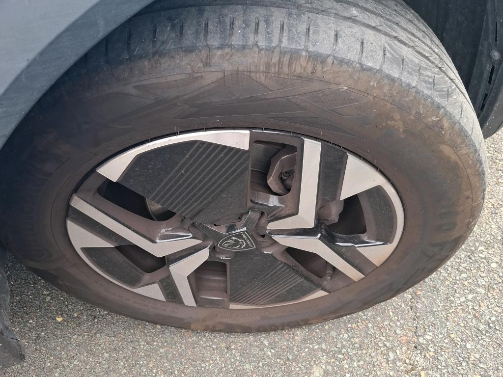 Peugeot 2008 PureTech 130 S&S EAT8 Allure 2024