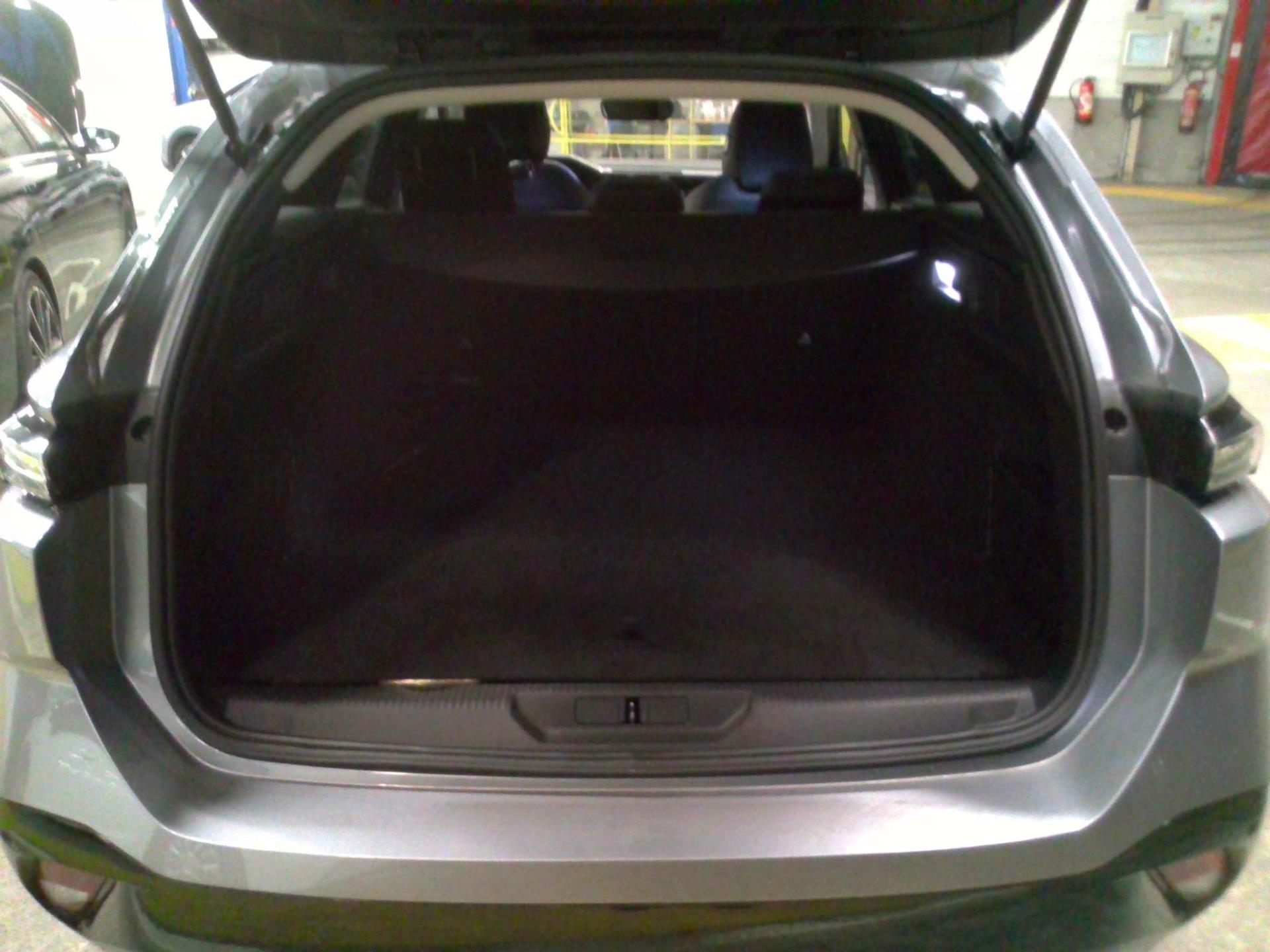 Peugeot 308 SW PHEV 180 e-EAT8 Allure 2024