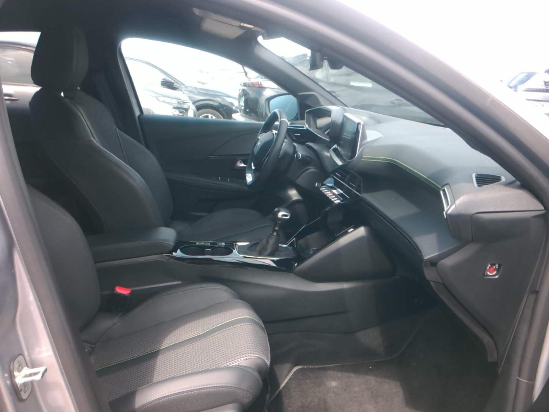 Peugeot 208 PureTech 100 S&S BVM6 GT 2023