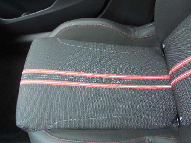 Foto Opel Corsa 14