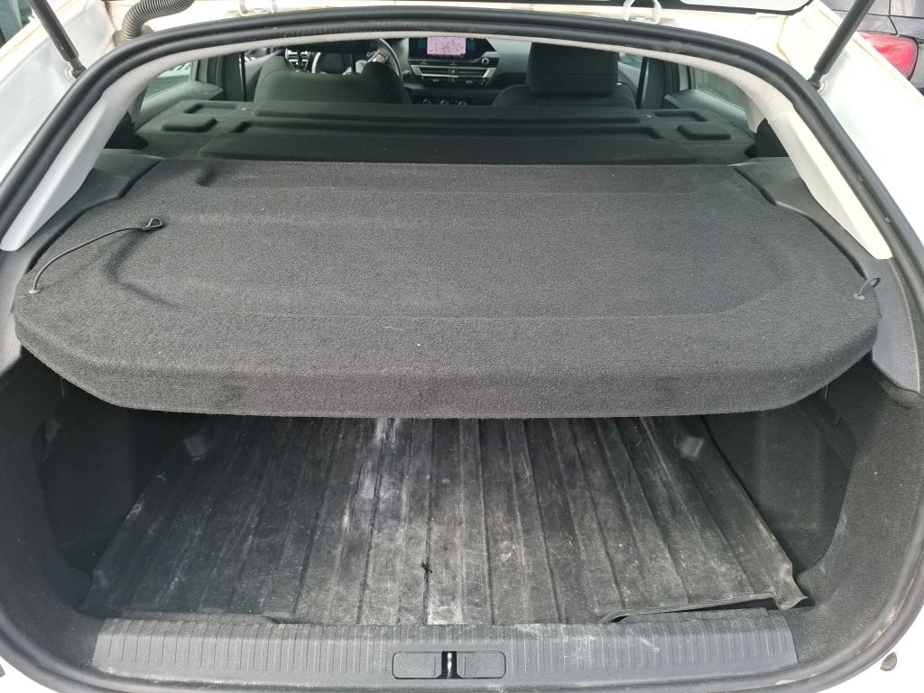 Citroen C4 SOCIETE BLUEHDI 130 S&S EAT8 FEEL NAV BUSINESS R 2022