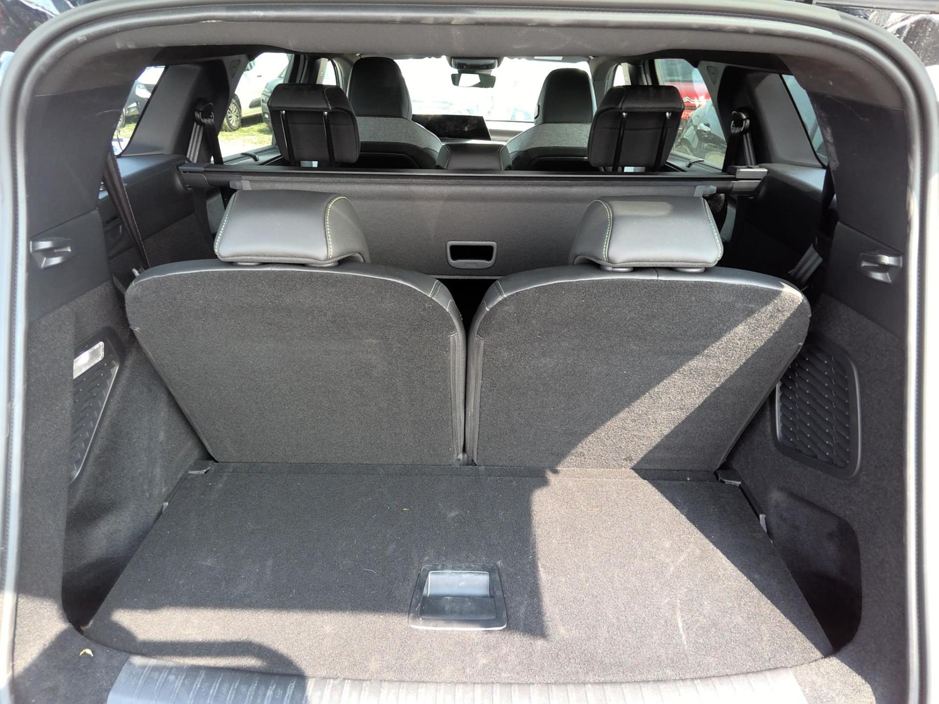 Peugeot 5008 Hybrid 136 e-DCS6 GT 2025