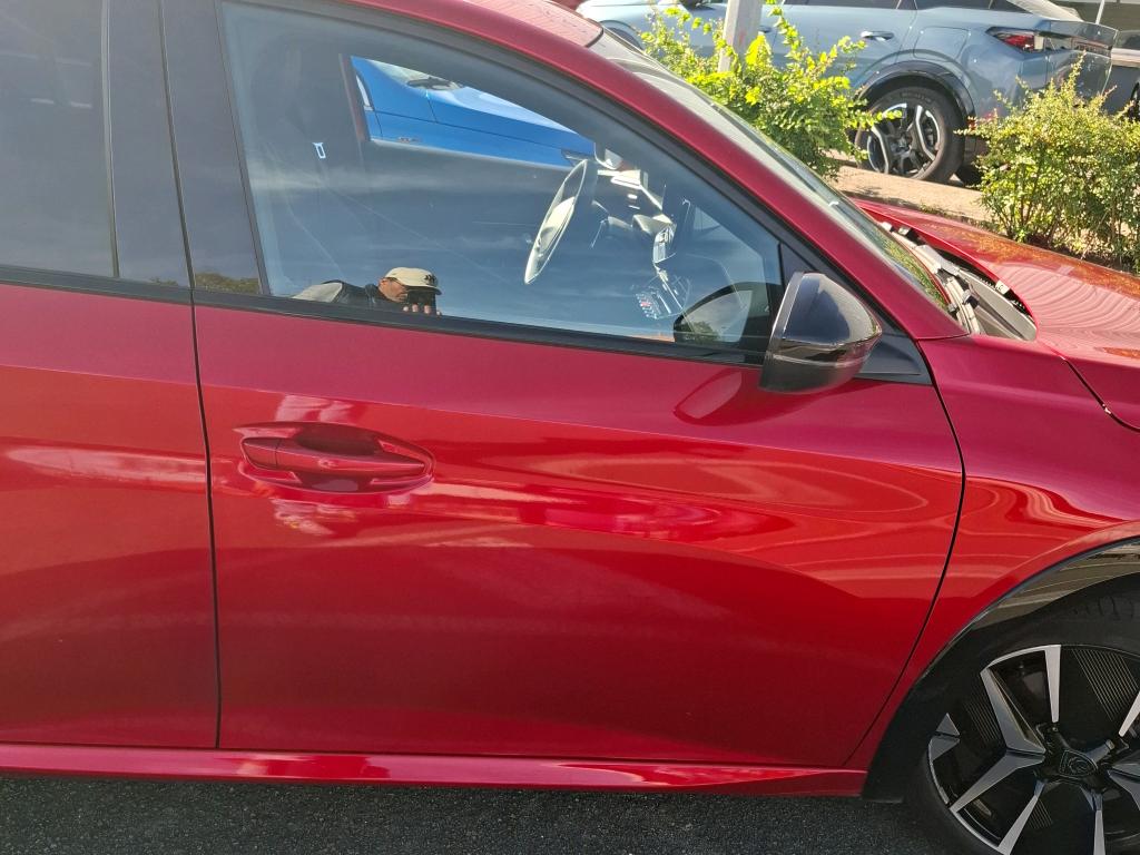 Peugeot 208 Hybrid 145 ch e-DCS6 GT 2025