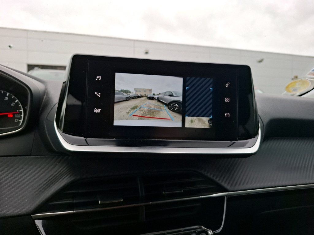 Peugeot 2008 BlueHDi 130 S&S EAT8 Allure 2022