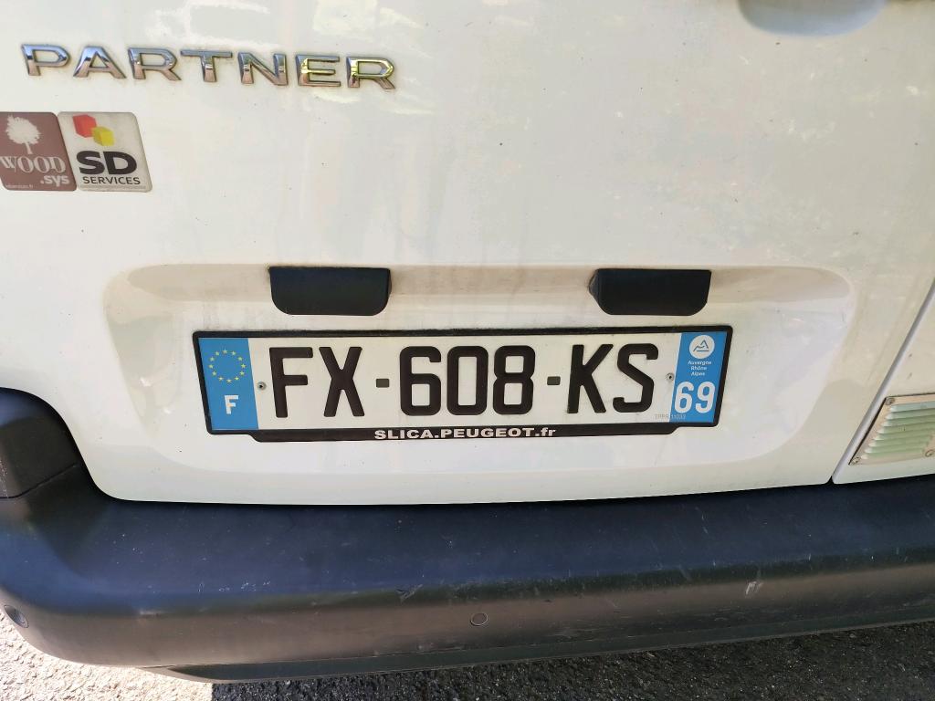 Peugeot PARTNER FOURGON LONG 950 KG BLUEHDI 100 S&S BVM5 ASPHALT 2021