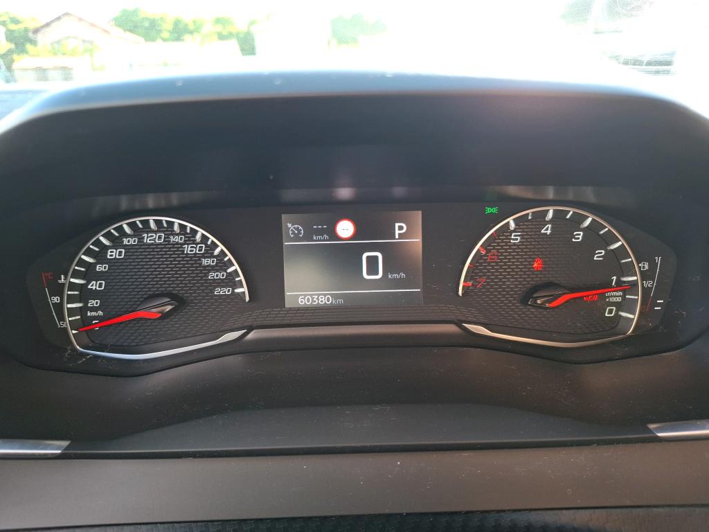 Peugeot 2008 BlueHDi 130 S&S EAT8 Allure 2021
