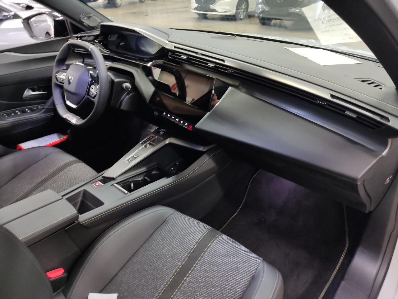 Peugeot 308 III 