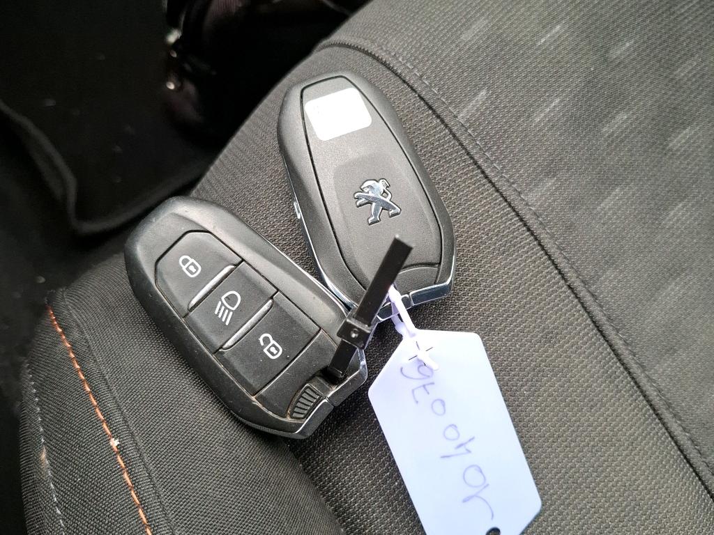 Peugeot 508 PureTech 130 ch S&S EAT8 Active Business 2021