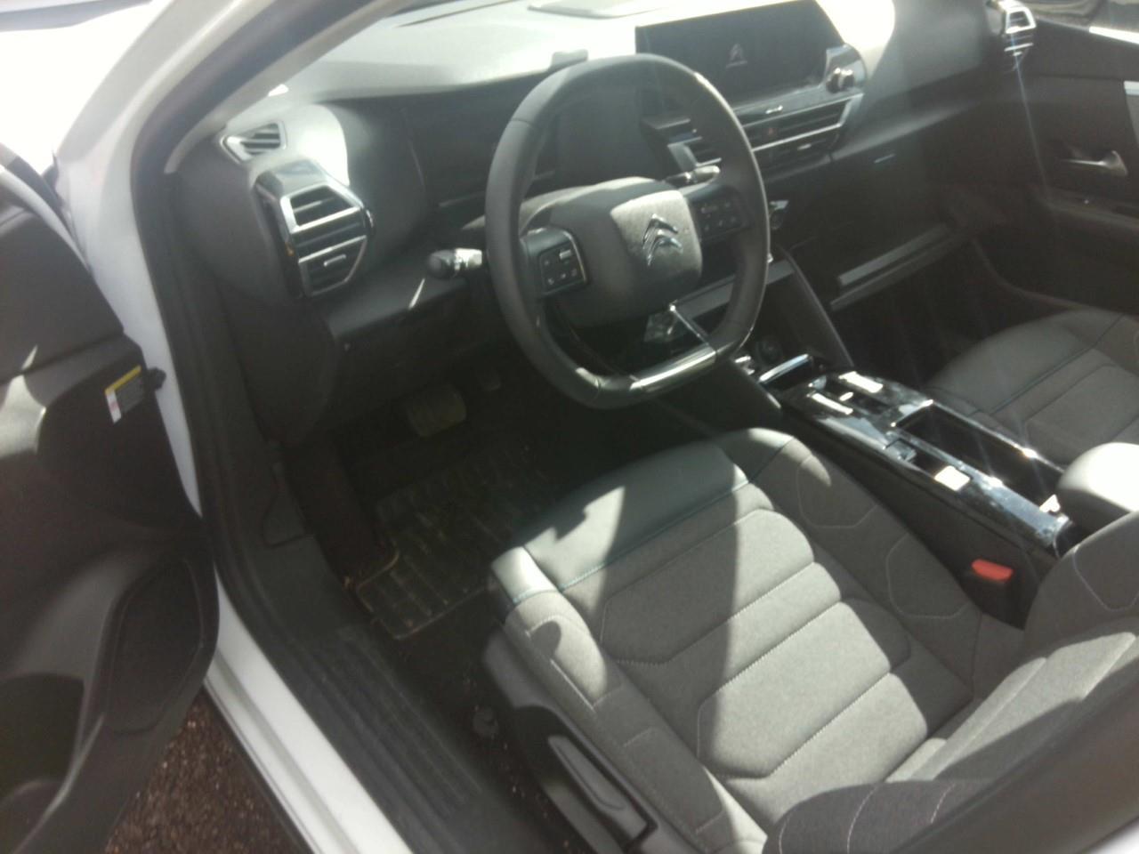 Foto Citroën C4 X 5