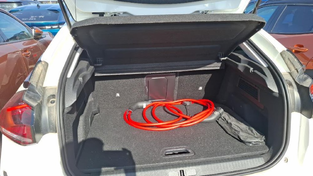 Foto Citroën ë-C4 15