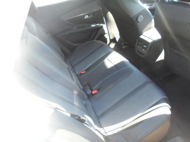 Foto Peugeot 3008 Hybrid 12