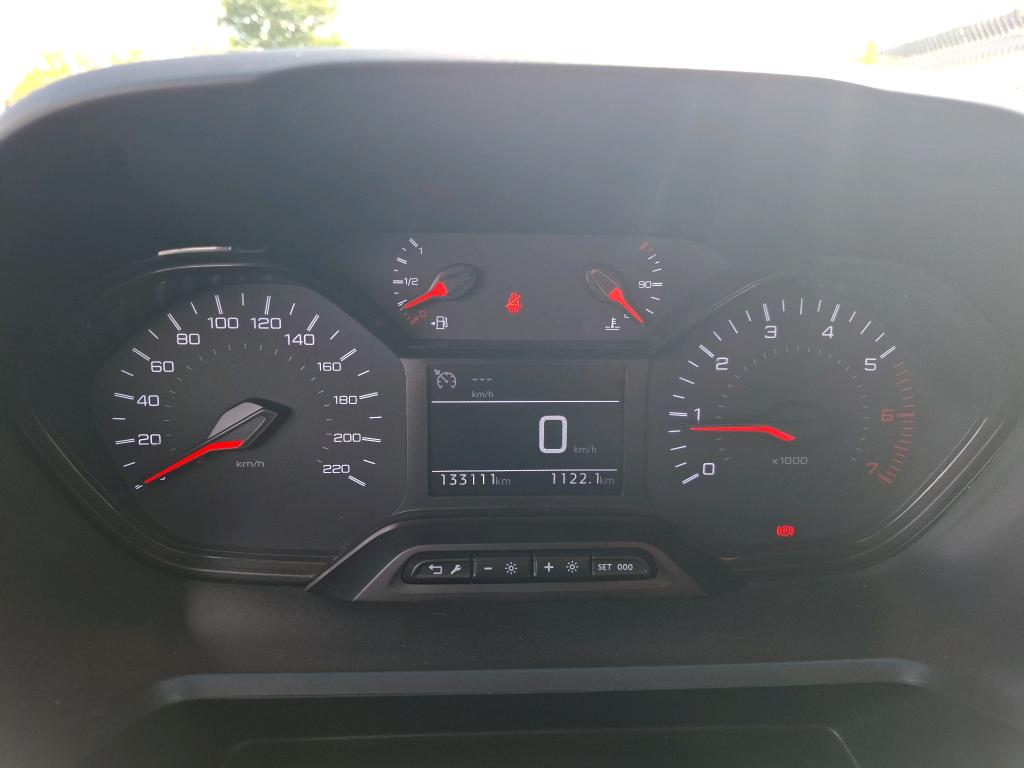 Peugeot PARTNER FOURGON STANDARD 650 KG BLUEHDI 130 S&S EAT8 ASPHALT 2021