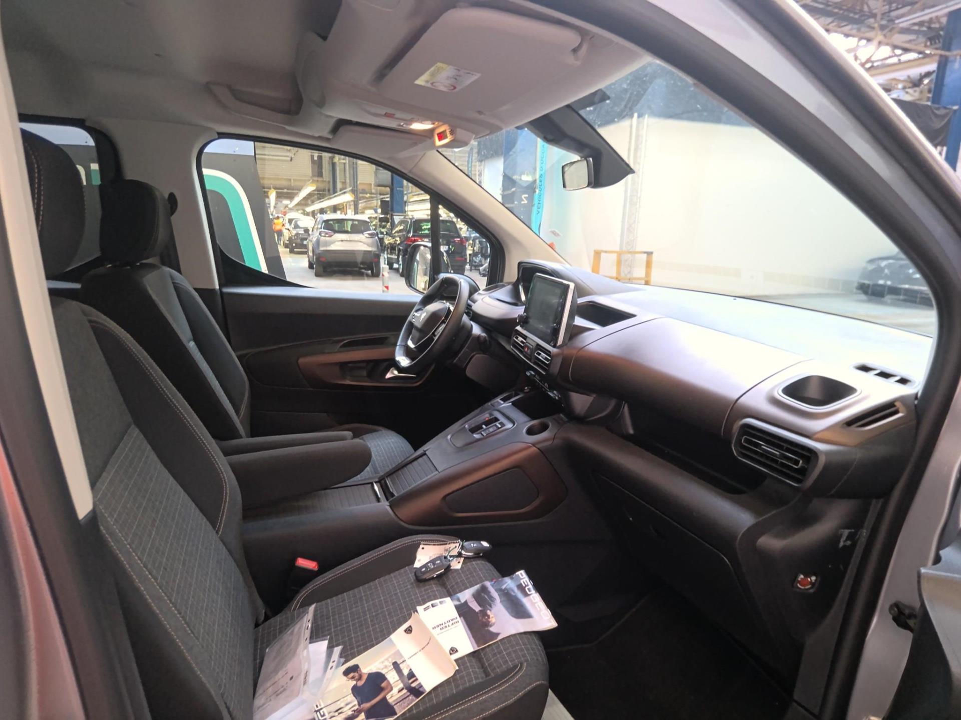 Peugeot Rifter XL e136ch 5pl GT 2023