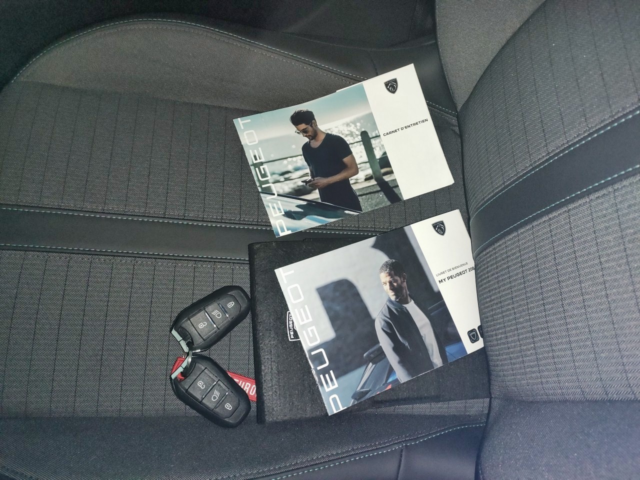 Peugeot 208 PureTech 100 S&S BVM6 Allure Pack 2023