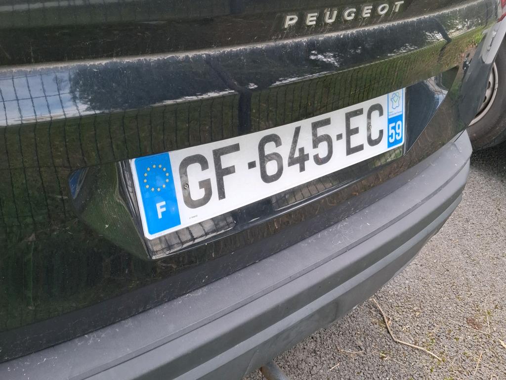 Peugeot 3008 BlueHDi 130ch S&S EAT8 Active Pack 2022