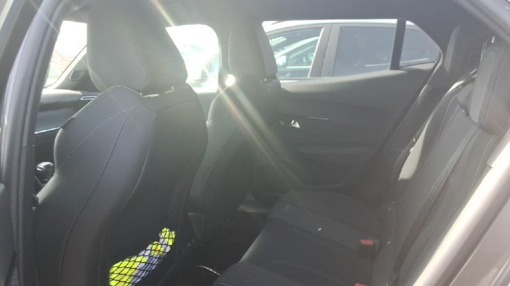 Foto Peugeot 2008 11