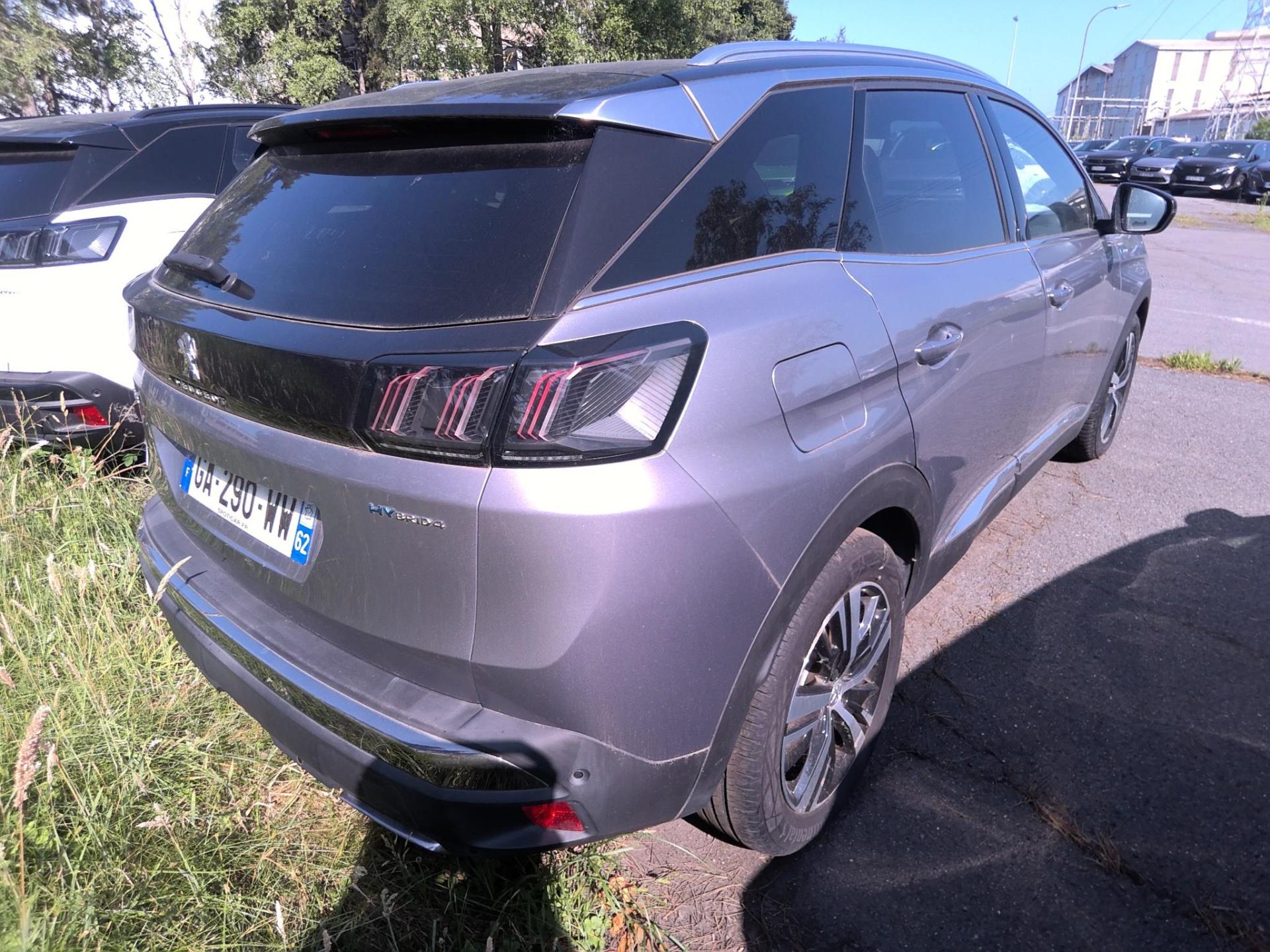 Peugeot 3008 Hybrid4 300 e-EAT8 GT 2021