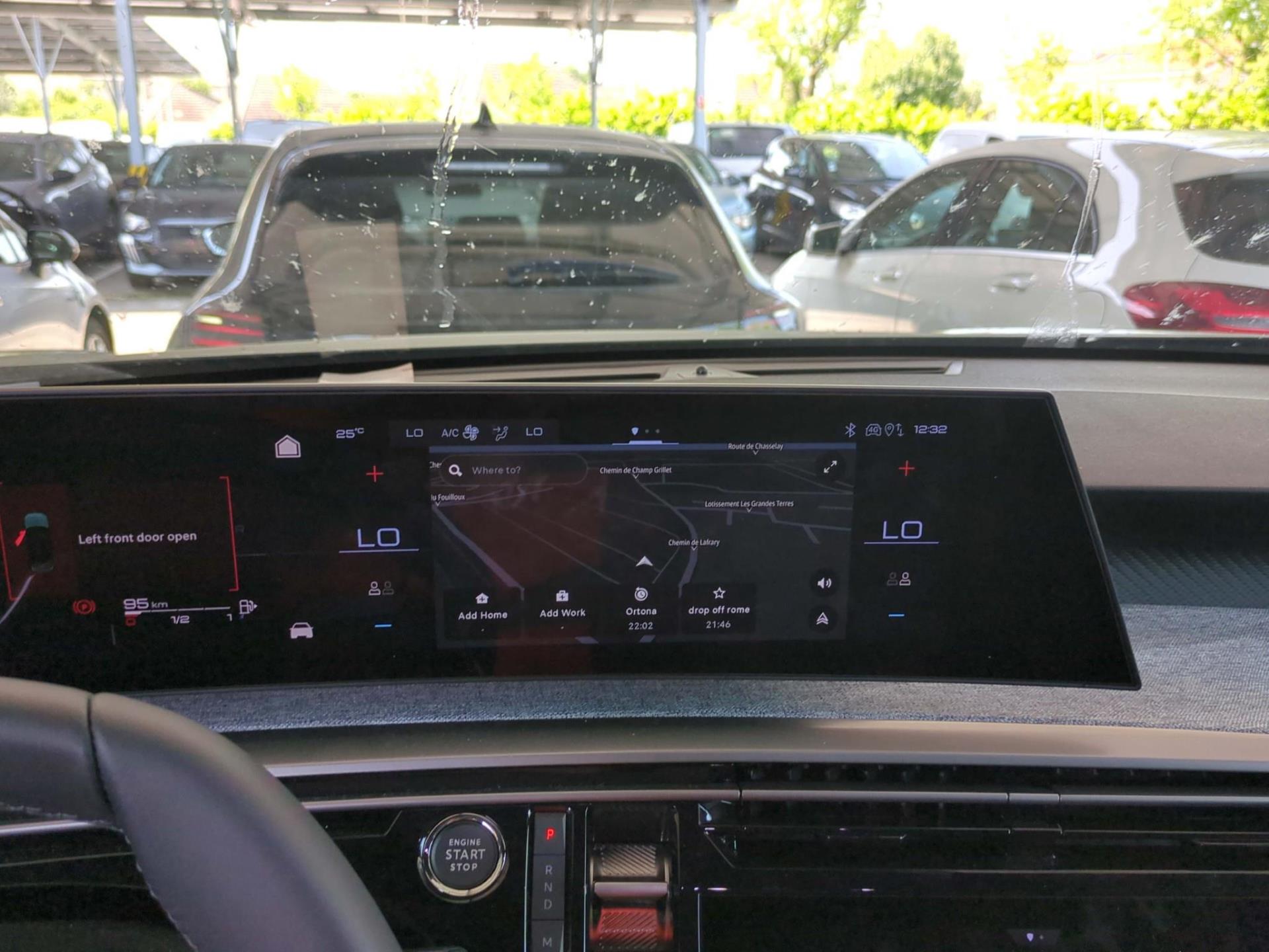 Peugeot 3008 Hybrid 145 e-DCS6 Allure 2025