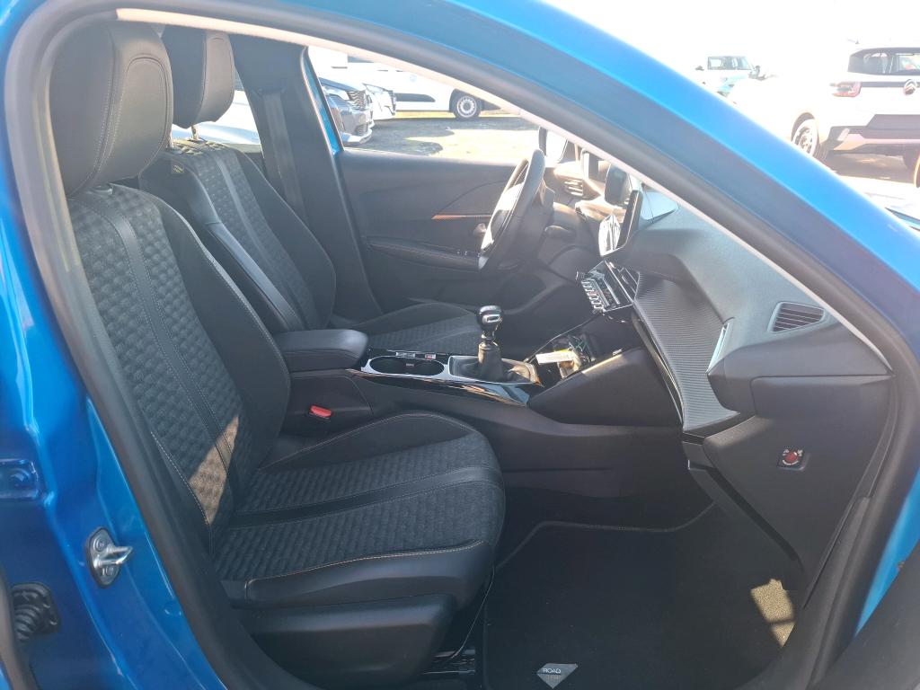 Peugeot 208 BlueHDi 100 S&S BVM6 Roadtrip 2022