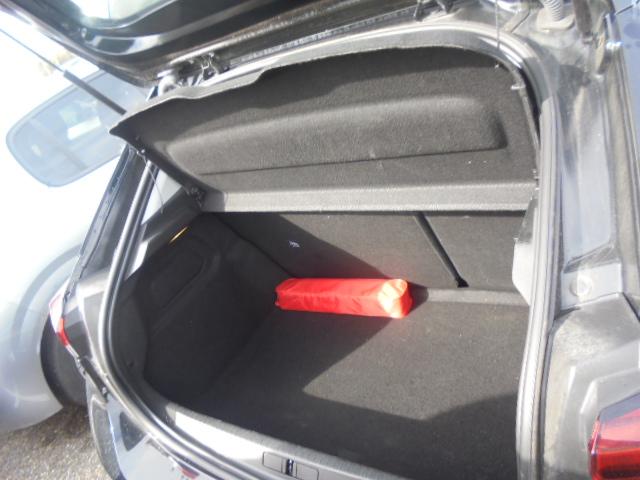 Foto Opel Corsa 11