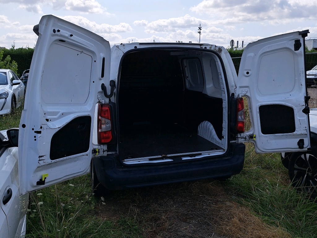 Peugeot PARTNER FOURGON STANDARD 650 KG BLUEHDI 100 BVM5 ASPHALT 2019