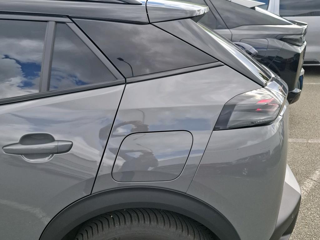 Peugeot 2008 Hybrid 145 e-DCS6 GT 2025