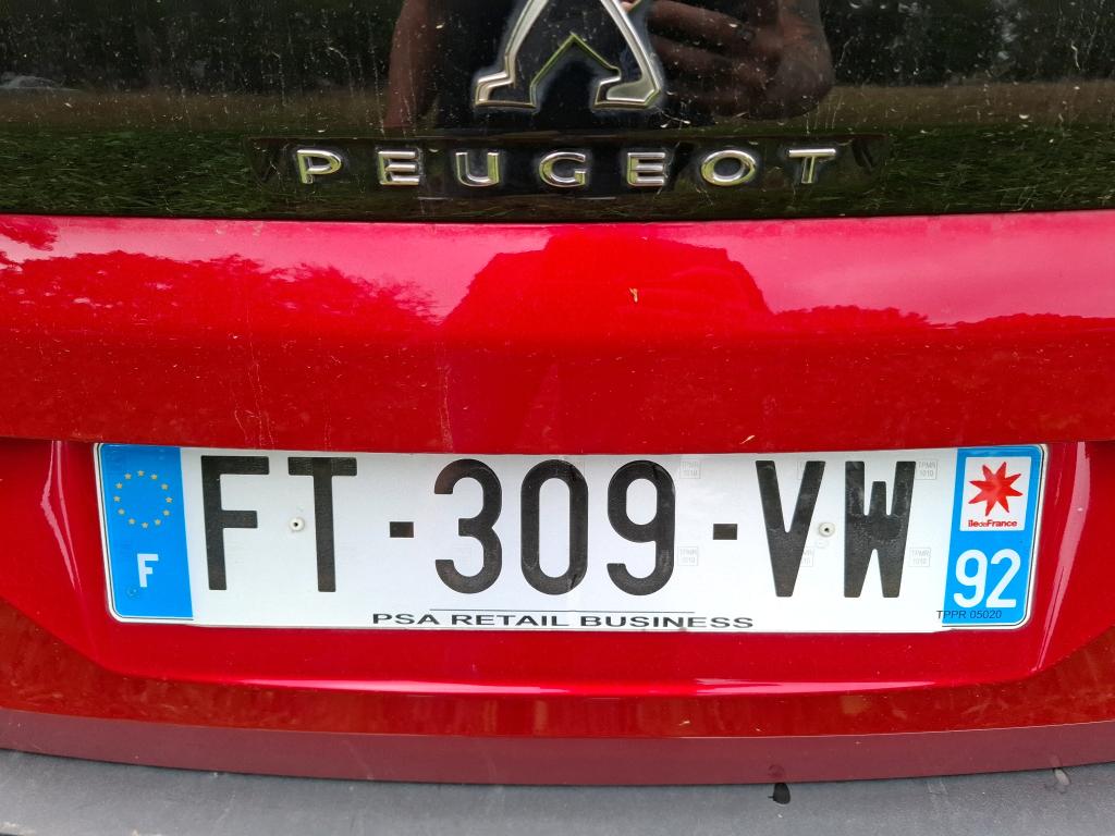 Peugeot 3008 Puretech 130ch S&S EAT8 Allure Business 2020