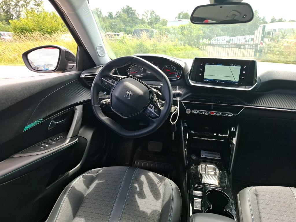 Peugeot 2008 BlueHDi 130 S&S EAT8 Allure 2022