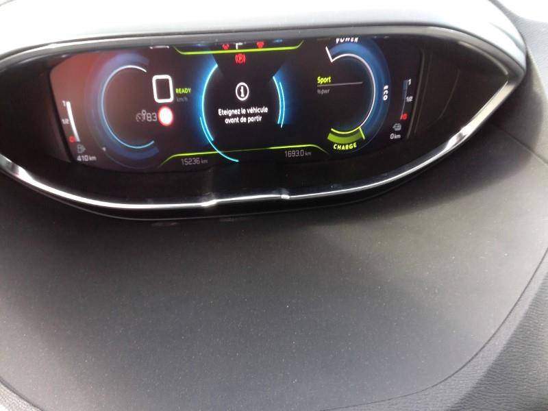Foto Peugeot 3008 Hybrid 5