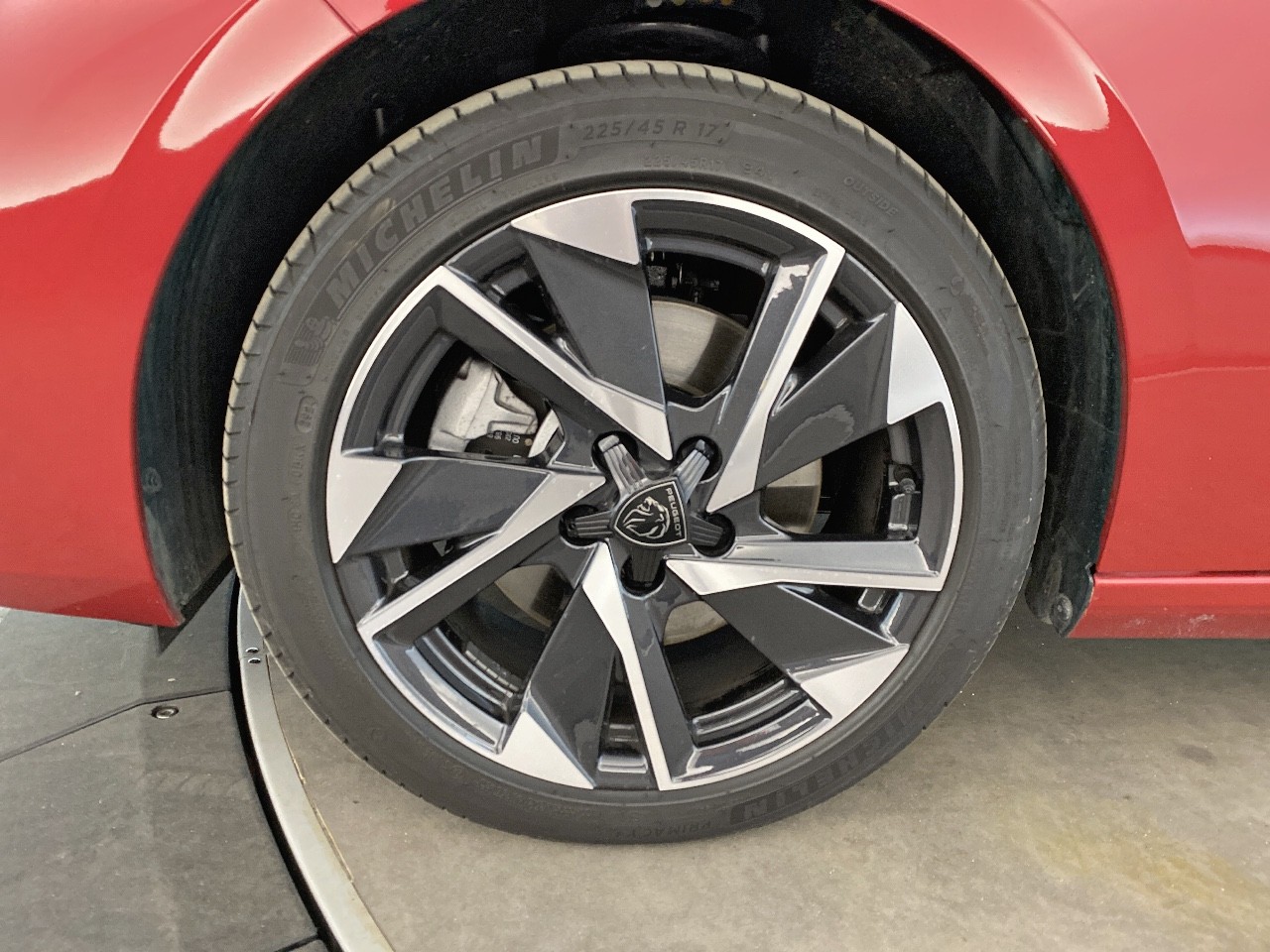 Peugeot 308 SW BlueHDi 130ch S&S EAT8 Allure 2024