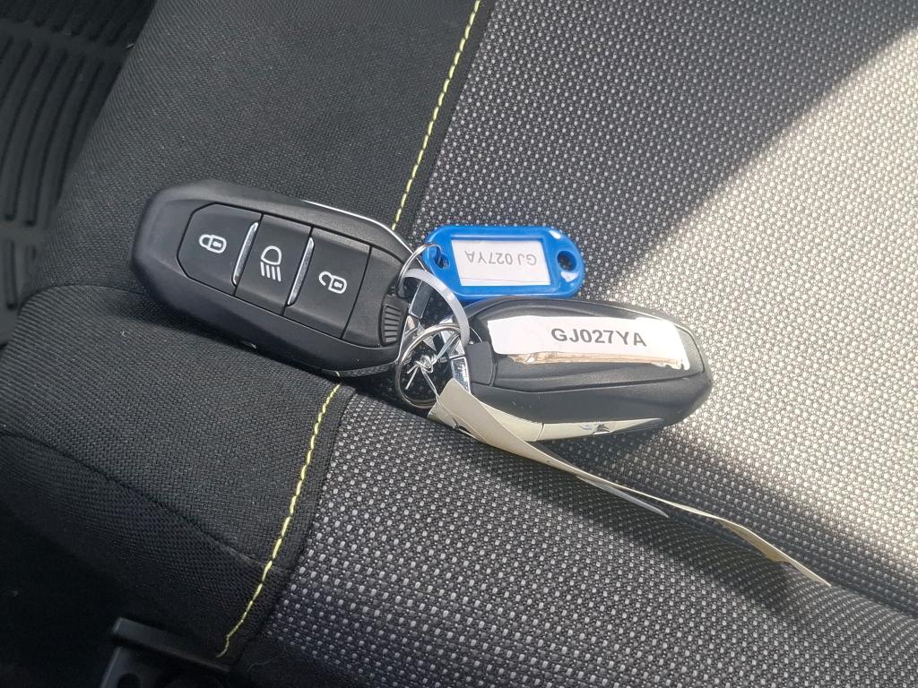 Citroen C3 PureTech 83 S&S BVM5 Shine 2022