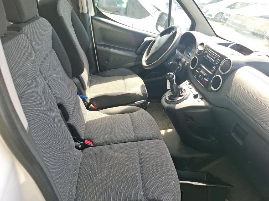 Peugeot PARTNER FOURGON STANDARD 1.6 BLUEHDI 100 S&S BVM5 PREMIUM 2017